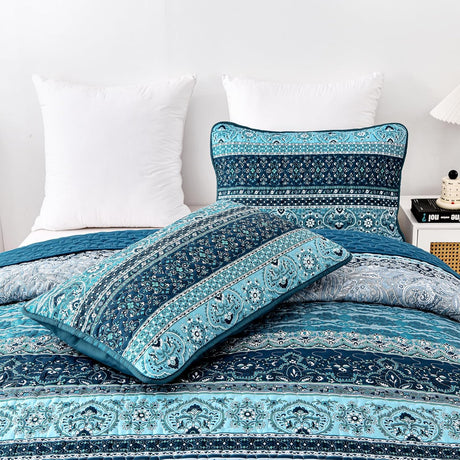 Opalescent Quilted coverlet and pillowcovers set: Shimmering Beauty