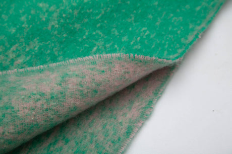 Purple Plush Gradient Winter Scarf Shawl - Thick Textured Circle Yarn with Chunky Tassels - 185cm x 40cm