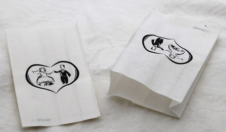 150 Pack Wedding Cake Bags Greaseproof Wax Paper Slice Take Home Favour Bride Groom in Heart