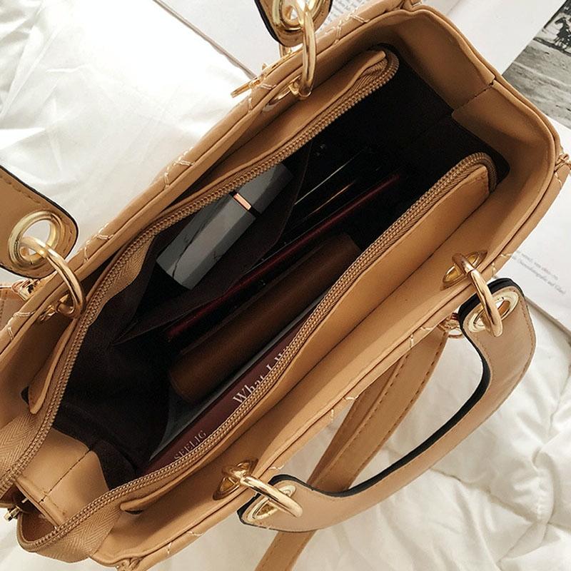 Leather Crossbody Bag With Rhombus Pattern For Women - Black