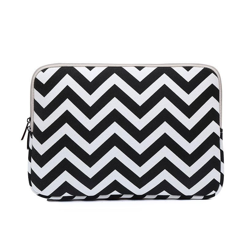 12 Wavy Pattern Notebook Liner Bag - Wavy Design - Black