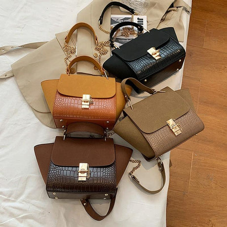 Versatile Vintage Wing Crossbody Bag With Frosted Finish And Chain - Coffee