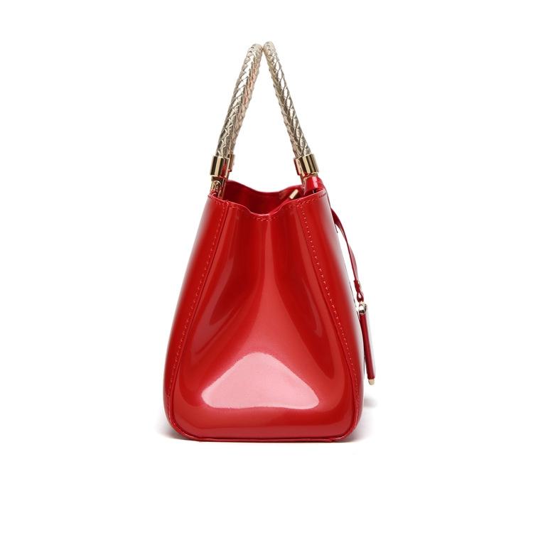 Patent Leather Shoulder Bag For Women - Glue Closure - Red Wine