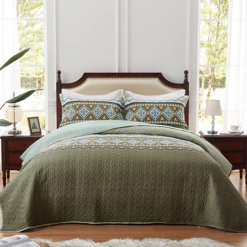 Quicksilver Quilted coverlet and pillowcovers set: Sleek and Modern