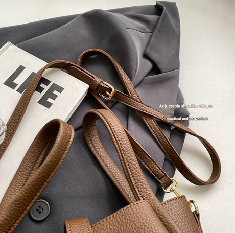 Black Elegant Leather Shoulder Bag - Compact Handbag with Adjustable Strap