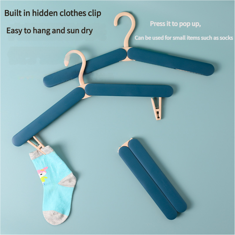 2PCS Green Portable Travel Hanger with Hidden Clips - Lightweight Folding Clothes Hanger for Socks and Small Items