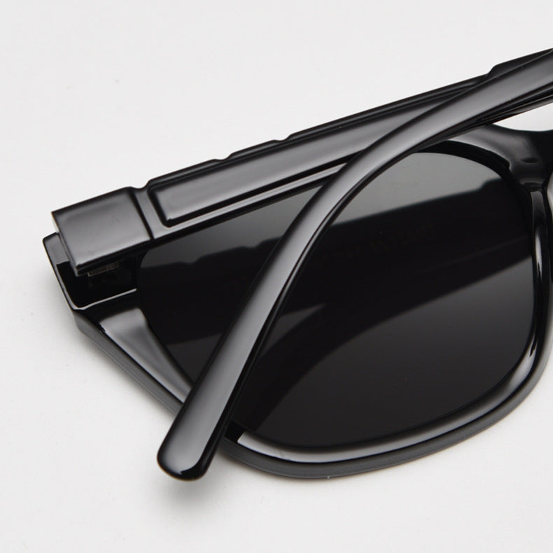Jelly Tea All Grey Retro Small Frame Sunglasses - Black - UV Protection