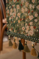 2 pcs Floral Table Runner with Tassels - Jacquard Green Farmhouse Style (33x140cm)
