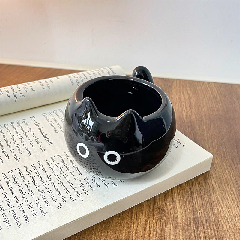 Black Adorable Ceramic Cat Mug - Cute Creative Coffee Cup with Tail Handle (210ml)