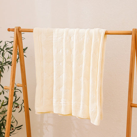 Beige Cozy Lightweight Acrylic Knit Throw Blanket - Diamond Waffle Texture for Sofa, Bed & Travel