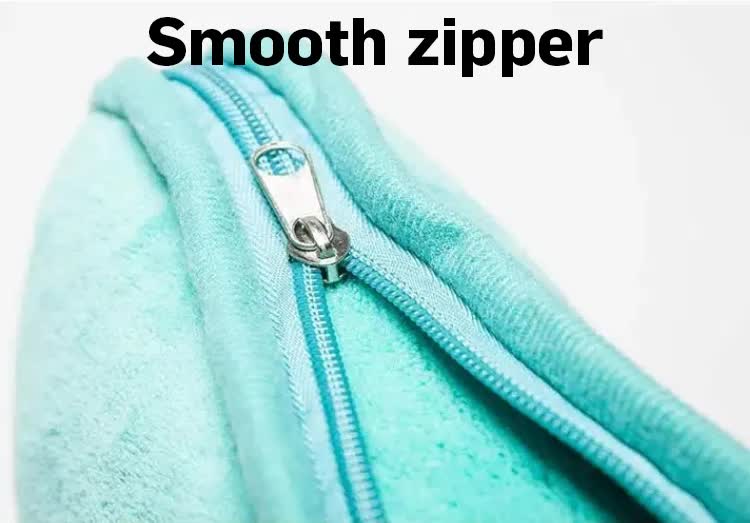 Black 2-in-1 Plush Travel Blanket & Pillow Set - Soft Flannel with Luggage Strap & Carabiner (50x60in)