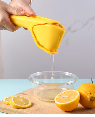 3 Pcs Yellow Easy-Squeeze Manual Citrus Juicer - Durable Lemon & Orange Squeezer with Pour Spout, Food-Grade PP