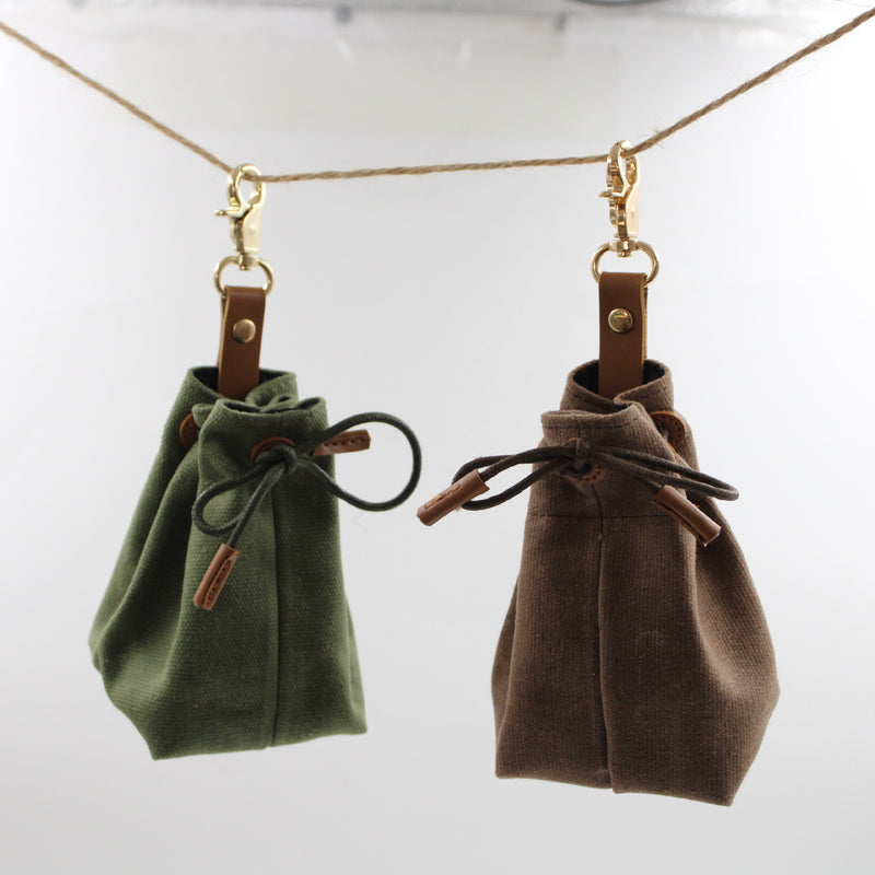 2-PCS Khaki Clip-On Canvas Dog Treat Pouch - Portable Drawstring Bag for Training & Walks