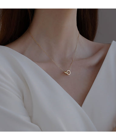 2pc Elegant Interlocking Rings Pendant Necklace with Zirconia Accents - Copper Base, Minimalist Jewelry(Rose gold)