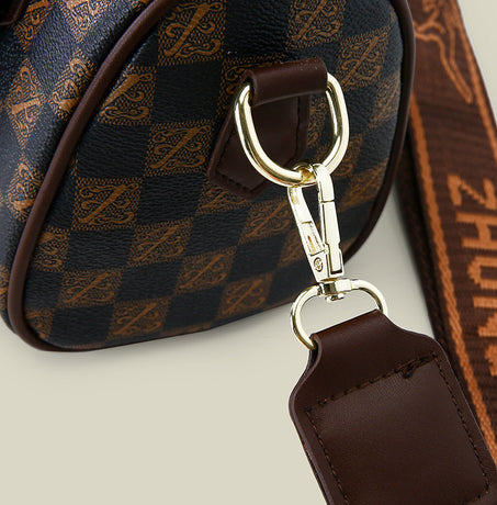 Black bear Stylish PU Leather Boston Bag - Elegant Retro Single Shoulder Crossbody Handbag for Women