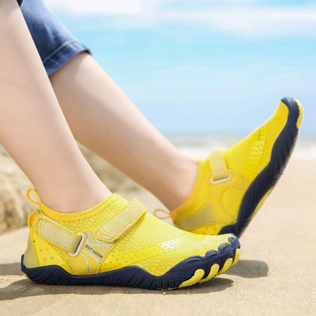 Kids Water Shoes Barefoot Quick Dry Aqua Sports Shoes Boys Girls - Yellow Size Bigkid US4 = EU36