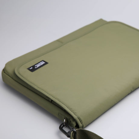 ST'9 L size 15.6/16 inch Khaki Laptop Sleeve Padded Shoulder Bag Travel Carry Case LATO