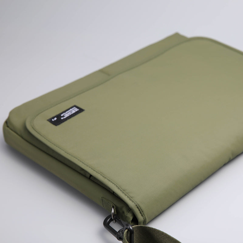 ST'9 L size 15.6/16 inch Khaki Laptop Sleeve Padded Shoulder Bag Travel Carry Case LATO