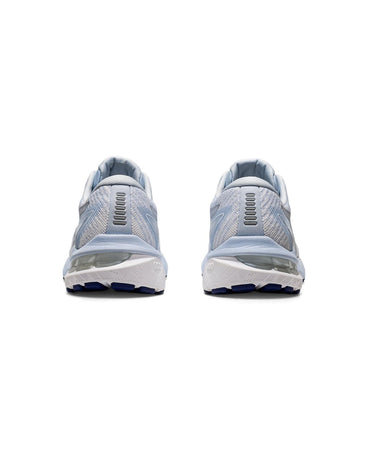 Responsive Running Shoes with Shock Absorption Technology - 7.5 US